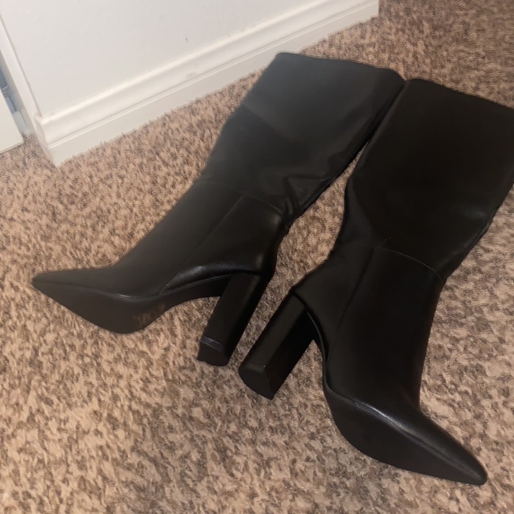 Tall boots - Picture 6 of 6